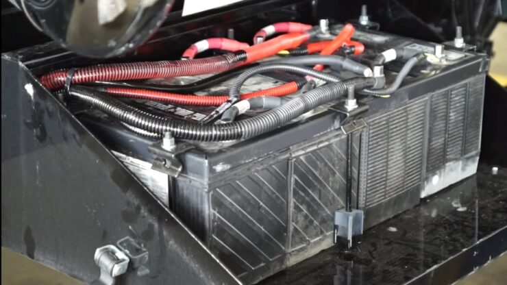 Heavy Duty Truck Battery